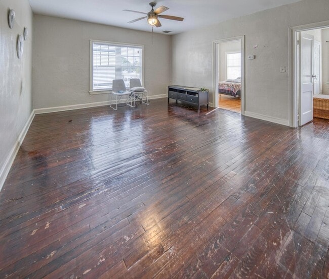 Photo - 205 N Federal Hwy Townhome