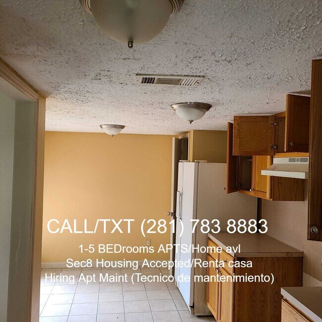 Building Photo - PV - 5747 EASTHAMPTON DR