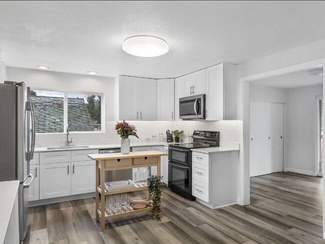 Foto del edificio - 12860 Occidental Ave S