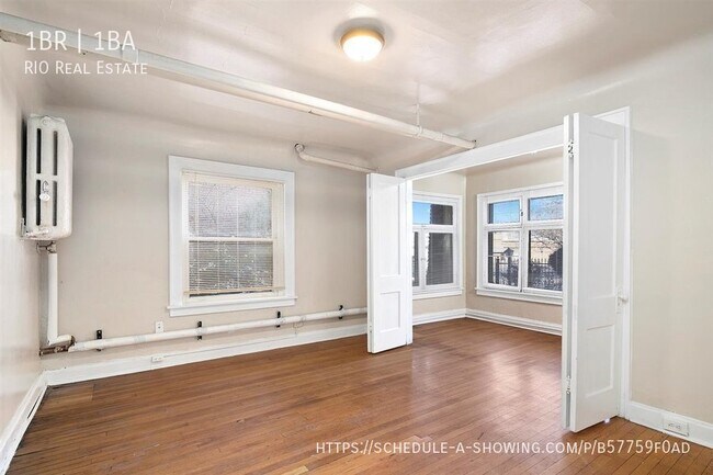 Foto del edificio - Beautiful 1 Bedroom and close to CHEESMAN ...