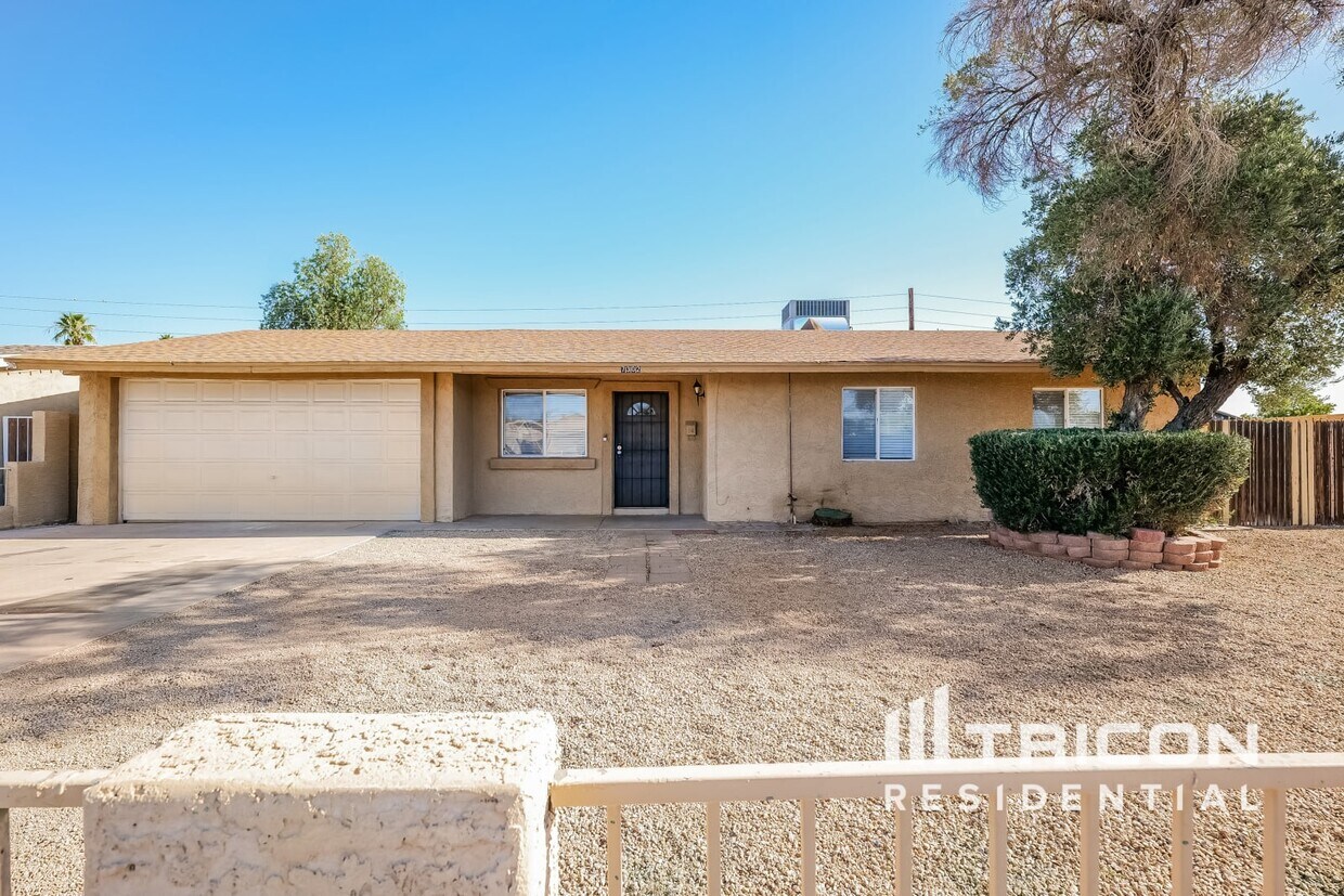 Foto principal - 7302 W Heatherbrae Dr