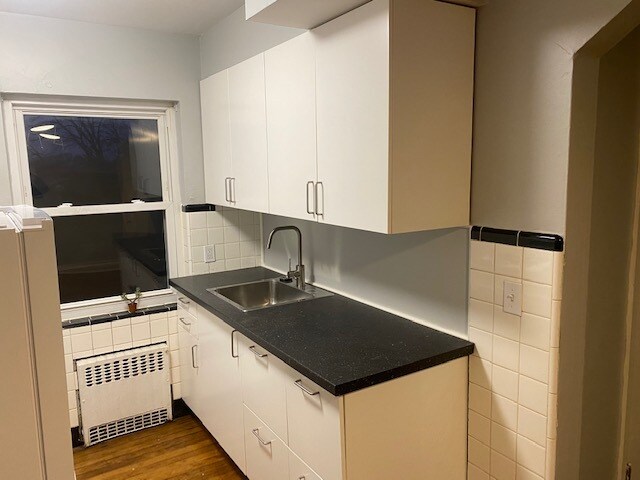 Foto del edificio - 704 Saint Joseph Ln