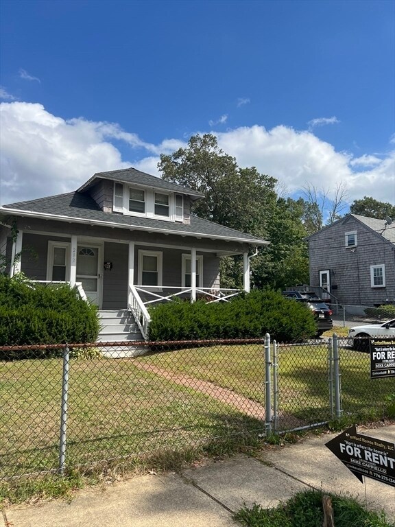 Foto principal - 282 Ash St