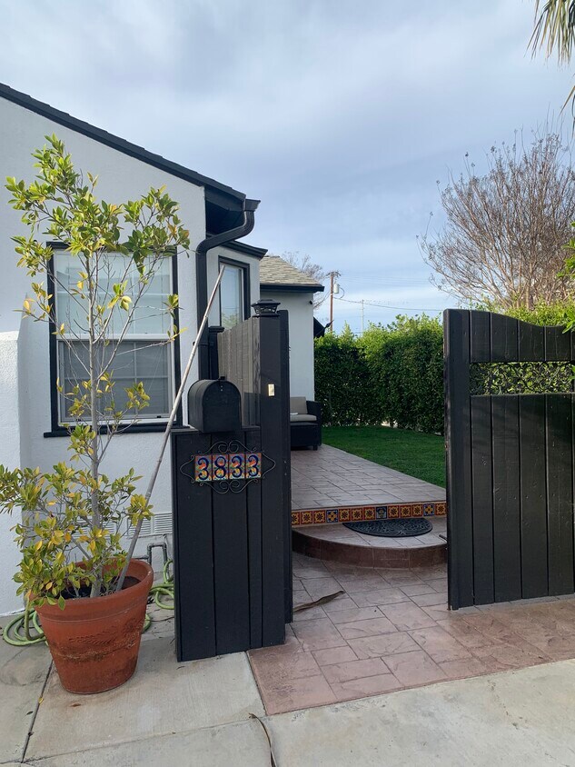 3833 Spad Plz, Culver City, CA 90232 House for Rent in Culver City