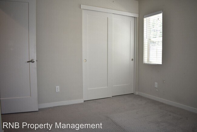 Foto del edificio - 2 br, 2 bath House - 479 Mcclatchy Way
