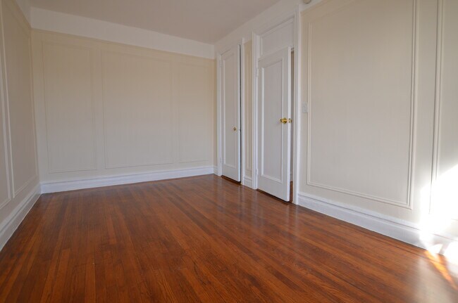 Foto del edificio - 121 E 38th St