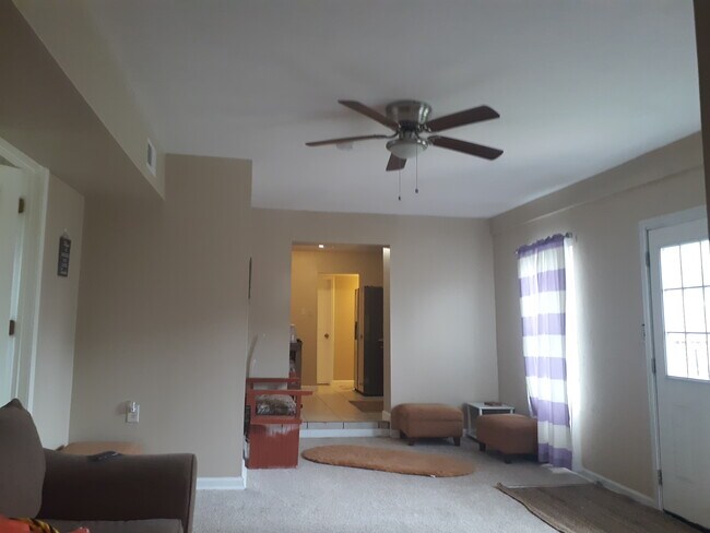 Foto del edificio - 6900 E Laverne St