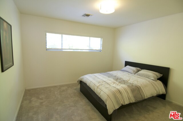 Foto del edificio - 1233 N Laurel Ave