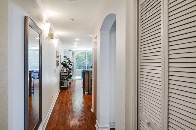 Foto del edificio - 1225 Island Ave