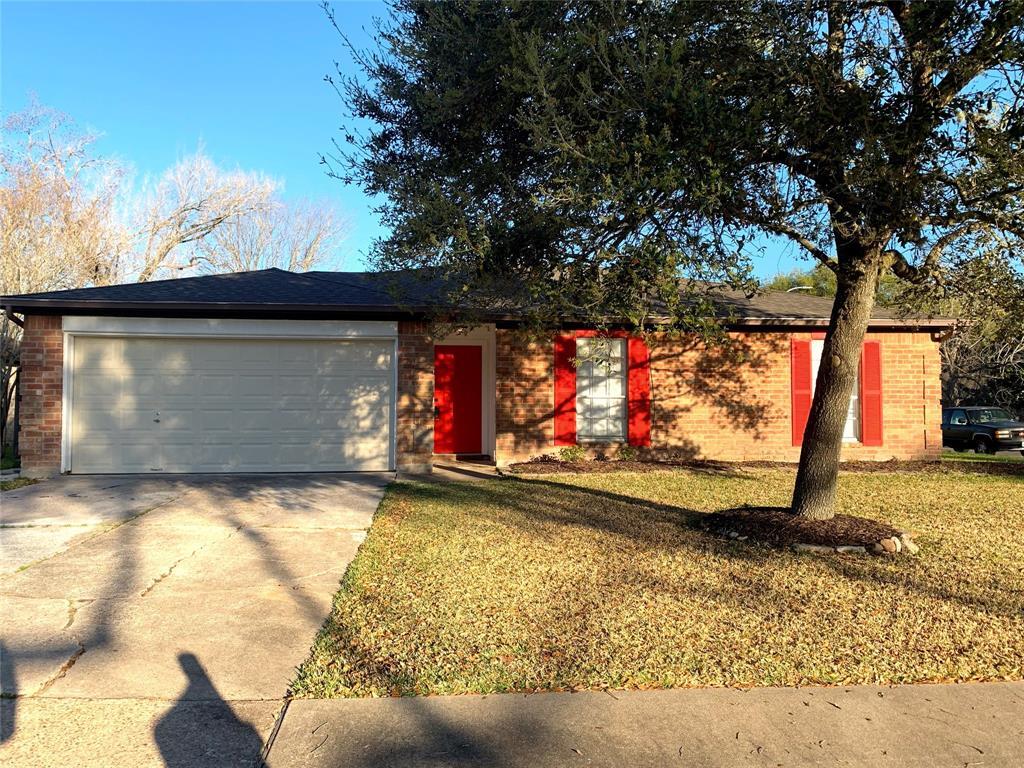 Foto principal - 13602 Cherrydown St