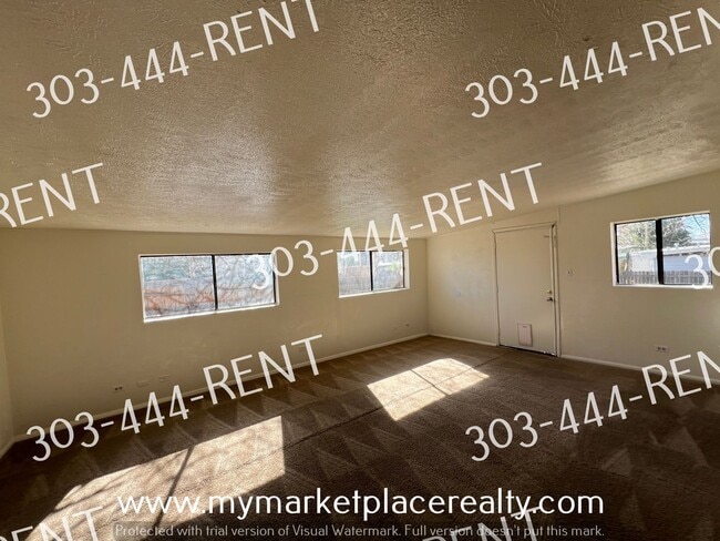 Foto del edificio - 3 Bedroom and 1.5 Bathrooms in Ranch Style...