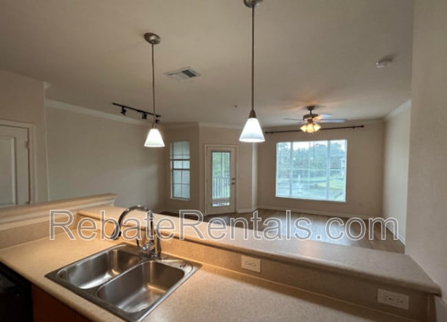 Photo - 8290 Gate Pkwy W Apartment