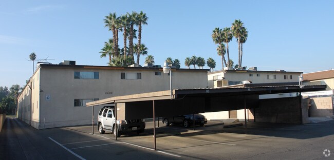 Building Photo - Casa Granada Apartments