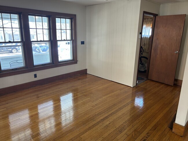 Foto del edificio - 138 S Francis Ave