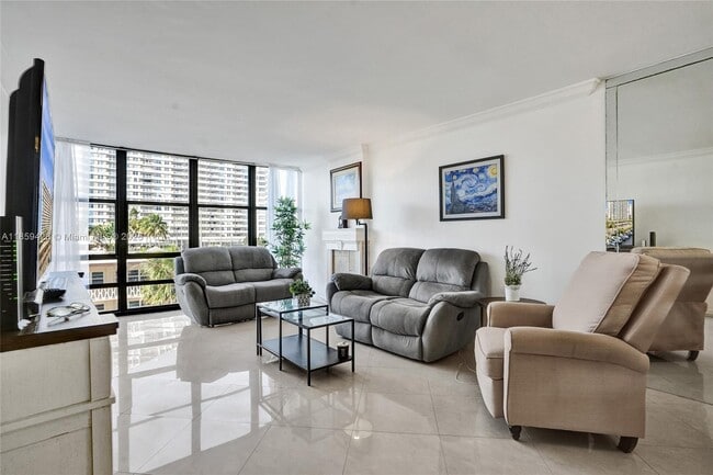 Foto del edificio - 2017 S Ocean Dr