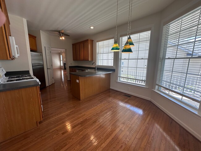 Building Photo - 310 Knotts Valley Ln