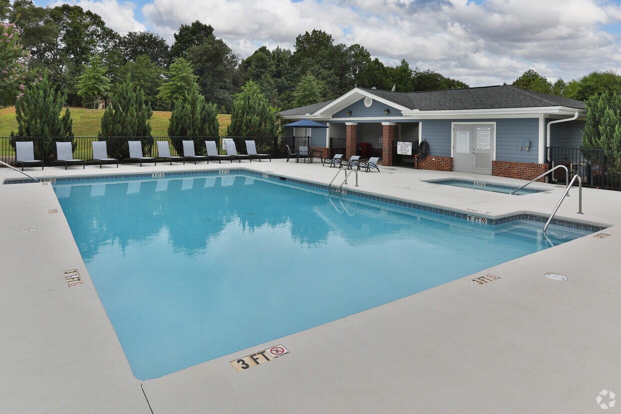 CEV Upstate Apartments in Spartanburg, SC
