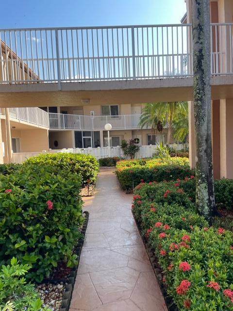 Foto del edificio - 7279 S Devon Dr
