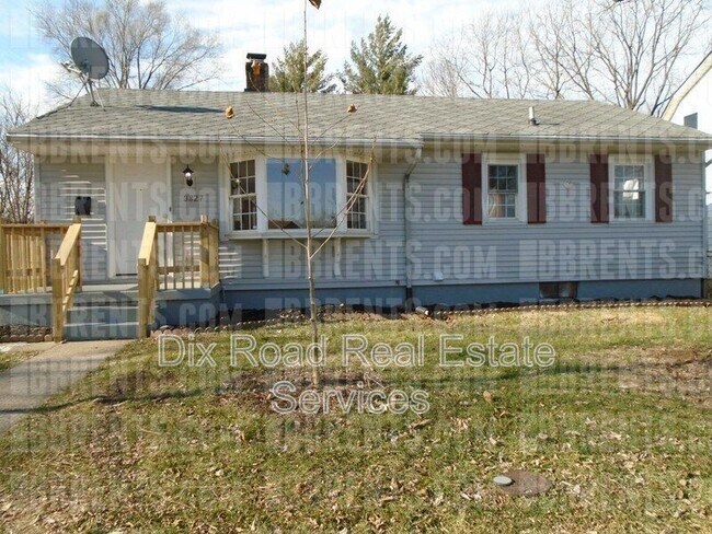 Foto del edificio - 3827 Carroll Ave