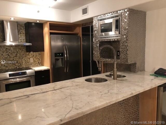 Foto del edificio - 470 S Park Rd