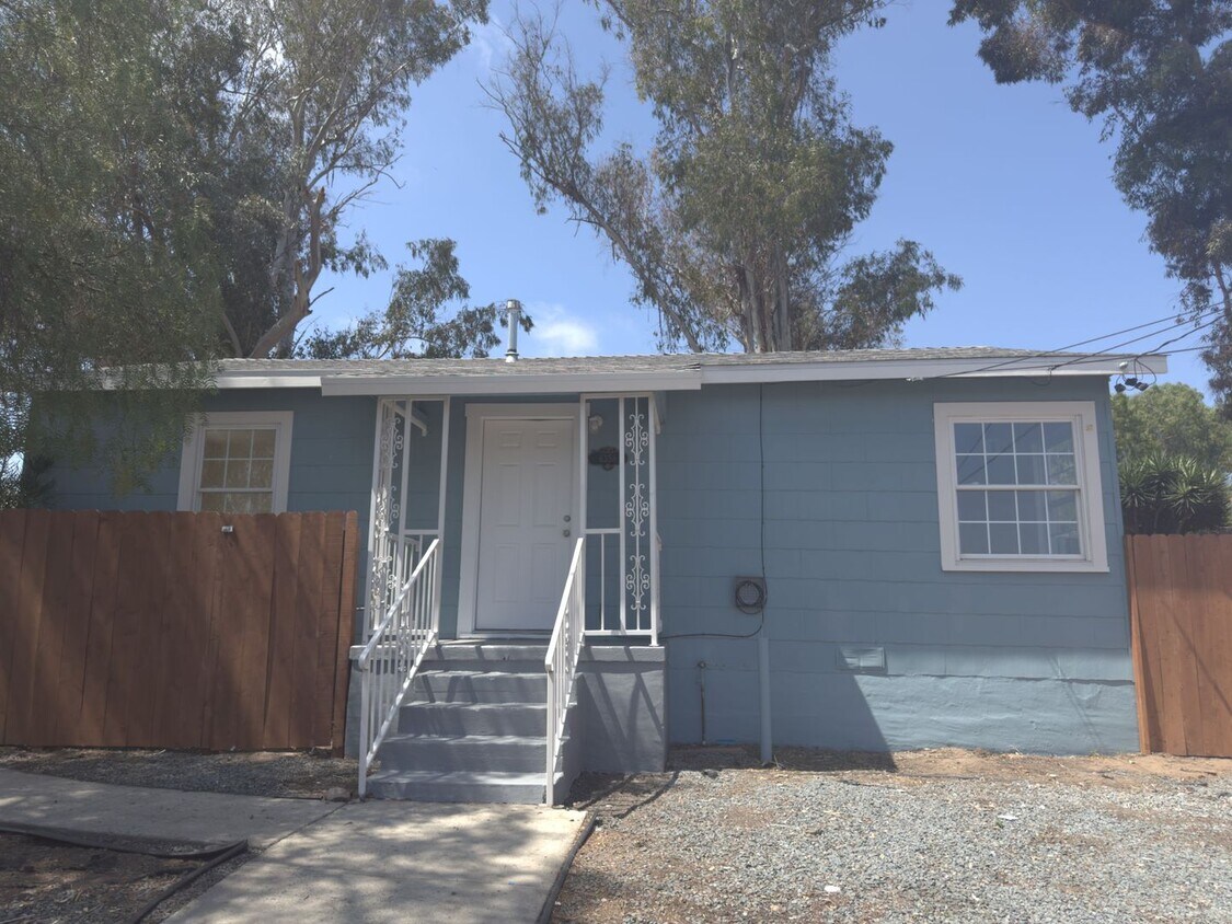 Foto principal - 6356-6360 Brooklyn Ave