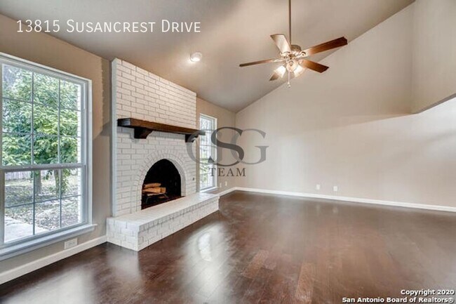 Foto del edificio - 13815 Susancrest Dr