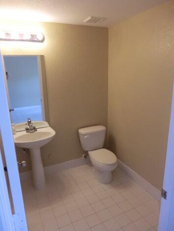 Foto del edificio - 3926 SW 52nd Ave