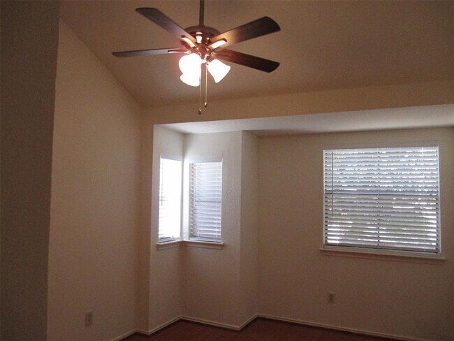 Building Photo - 1103 Dulles Ave