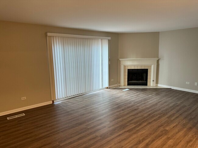 Foto del edificio - 1420 Foxcroft Dr