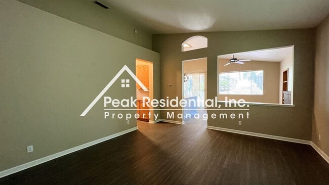Building Photo - 3 br, 2 bath House - 949 Rathbone Circle