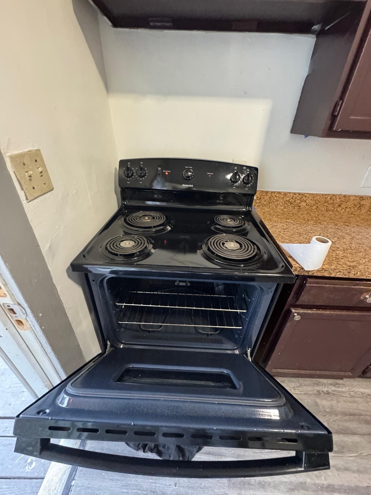 223 W 29th St Lorain, OH 44055 – photo 5