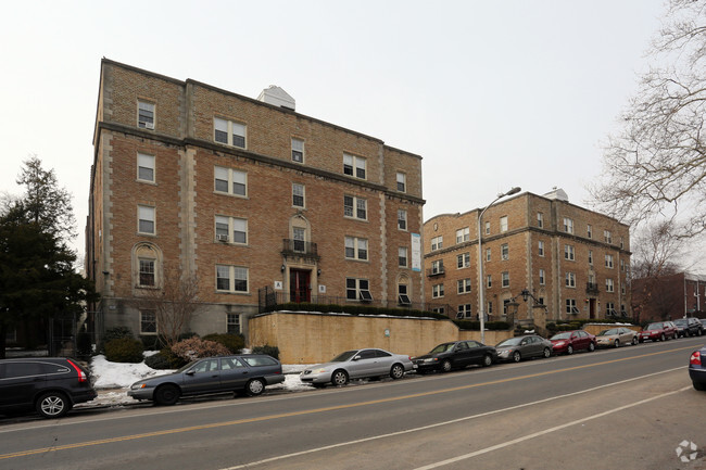 Foto del edificio - Concord Hall at Campus Apartments