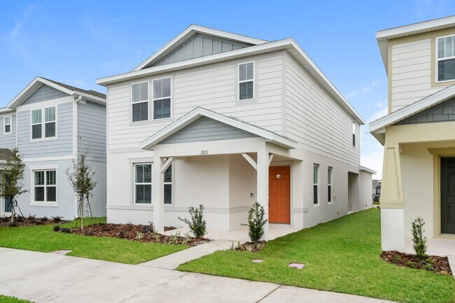 Building Photo - 1923 Tohoqua Boulevard