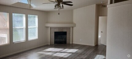 Building Photo - 22115 Pleasant Valley Rd