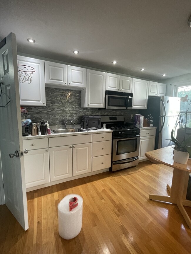 Photo - 42 Jeffries St Townhome