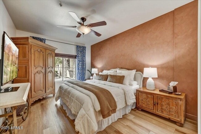 Foto del edificio - 5450 E Deer Valley Dr