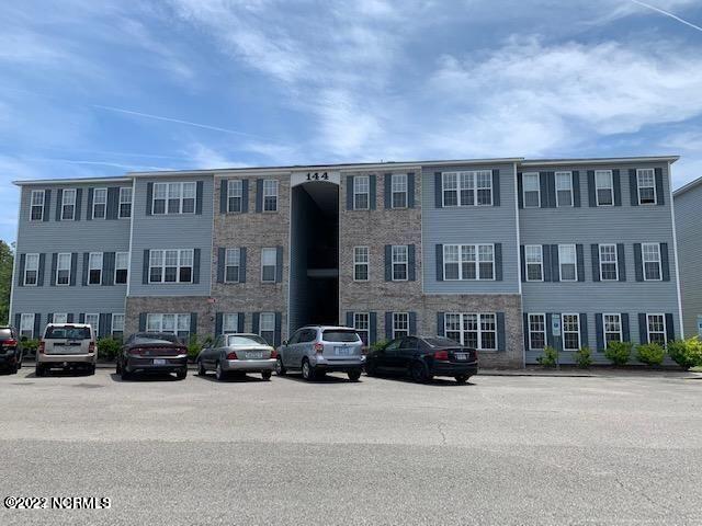 Primary Photo - 144 N Hines St
