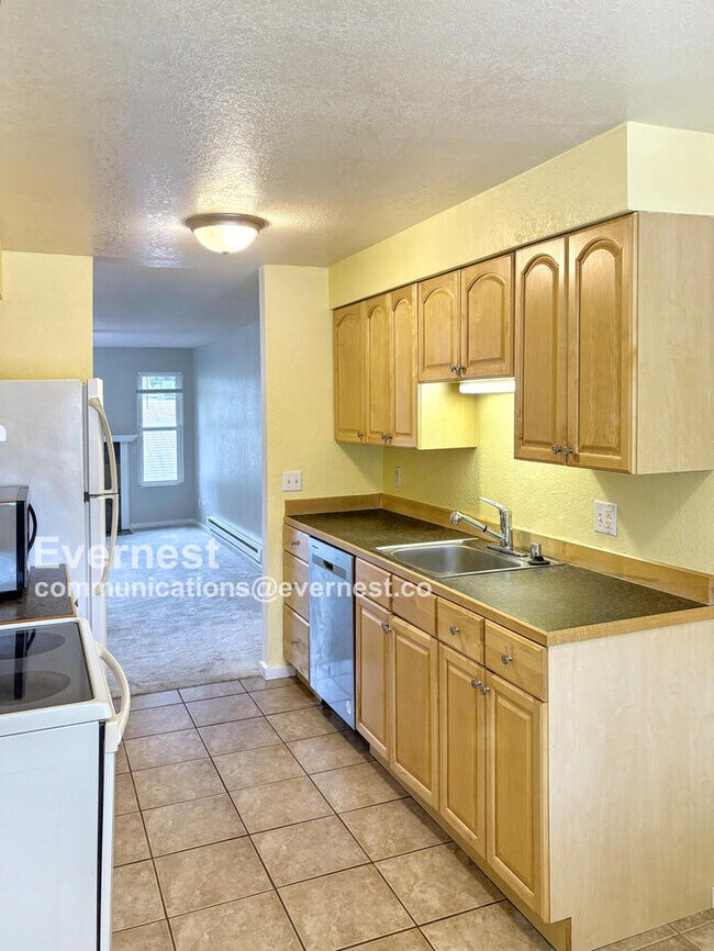 Foto del edificio - 332 Healy Ave S