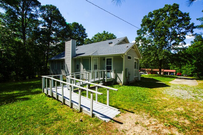 Foto del edificio - 5705 Katha Dr