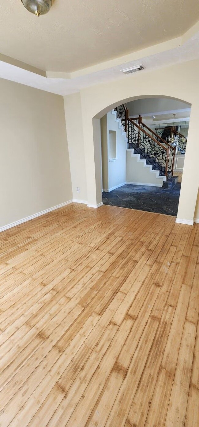 Foto del edificio - 503 Taskwood Dr