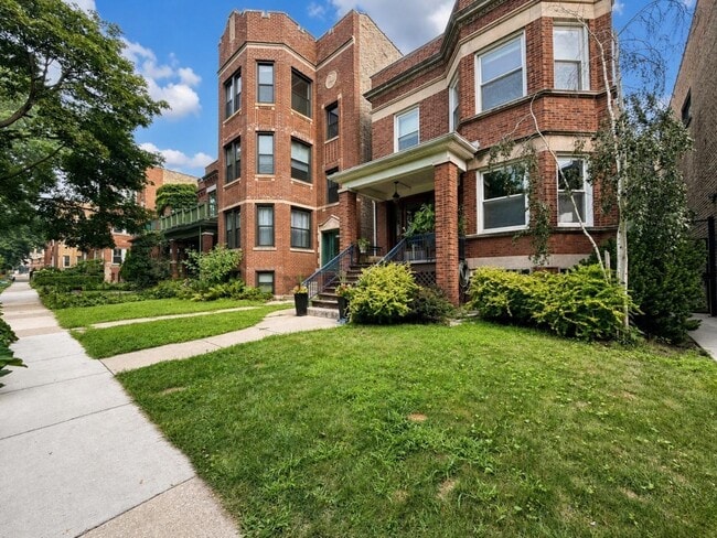 Foto del edificio - 1458 W Olive Ave
