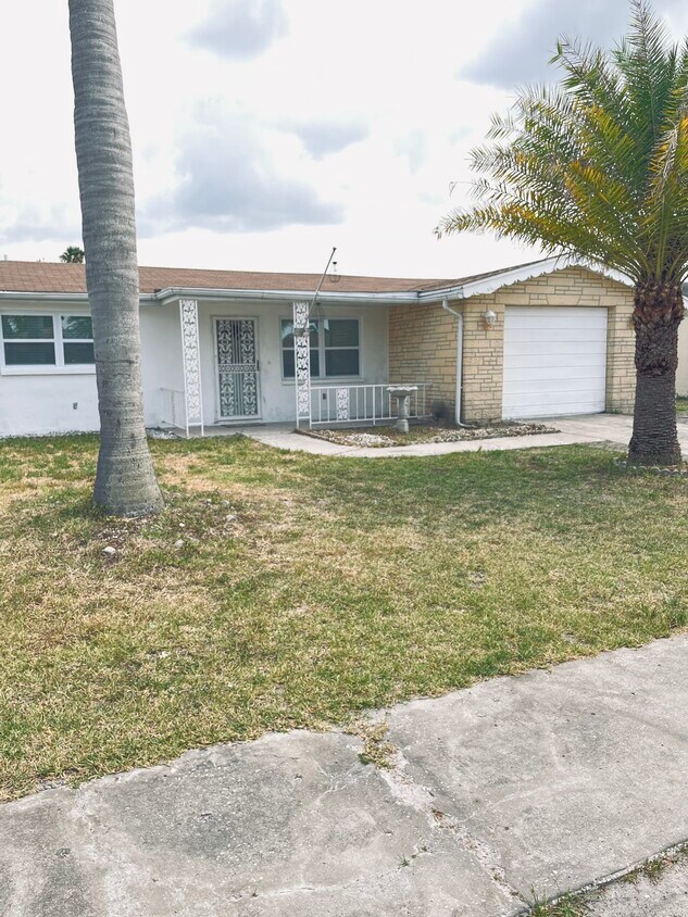 3104 Pinon Dr, Holiday, FL 34691 House for Rent in Holiday, FL