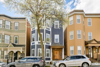 Building Photo - 733 E 3rd St