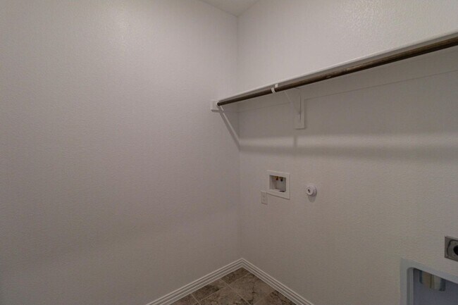 Foto del edificio - 1033 Park Oak Ln