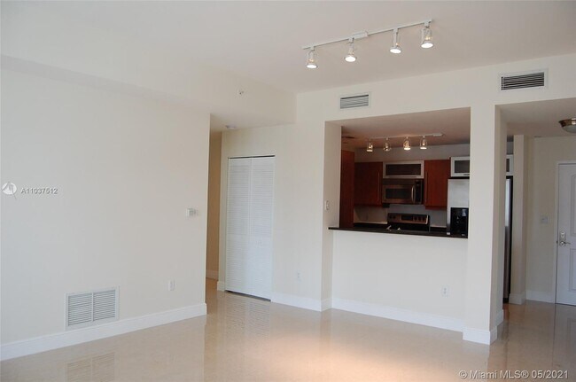Building Photo - 7355 SW 89th St