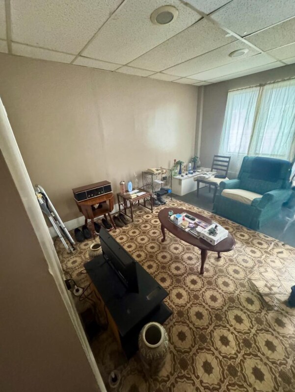 Foto del edificio - 503 N State St