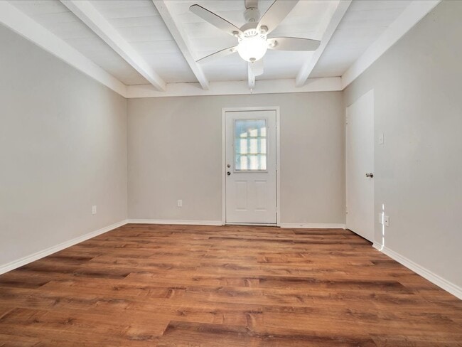 Building Photo - Campus Colony