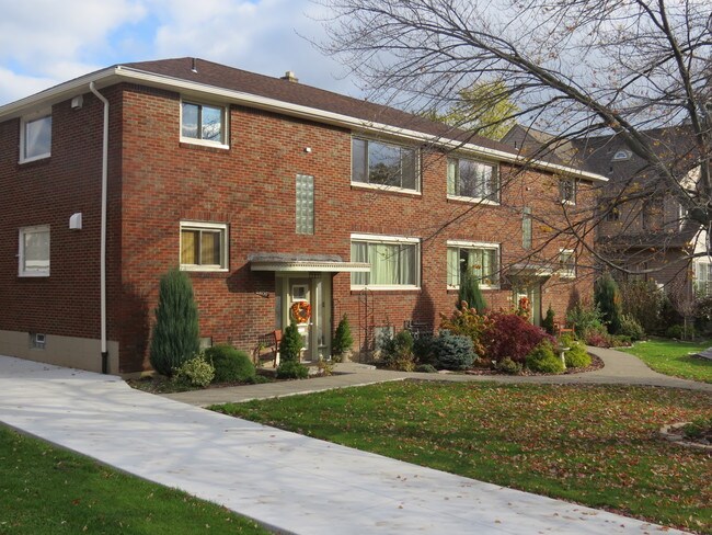 One Entrance Each Side - 1030 Amherst St