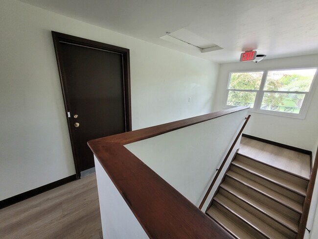 Foto del edificio - 545 Spinnaker Ln