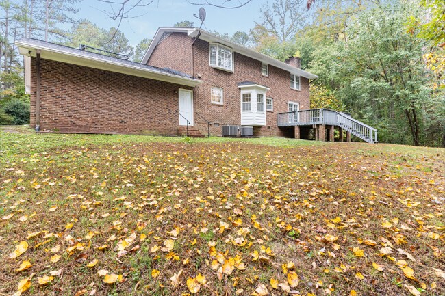 Building Photo - 6824 Branton Dr